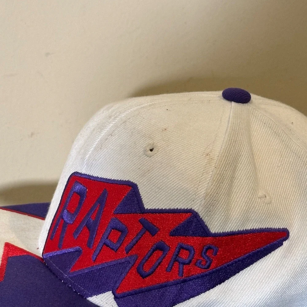 Mitchell & Ness Toronto Raptors Youth Snapback Hat White Purple Lightning Bolt